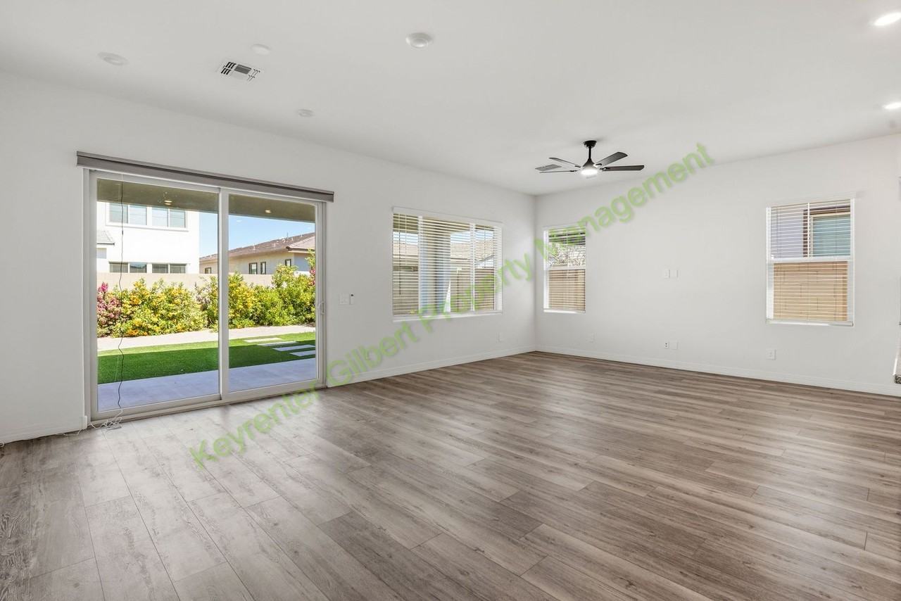 22698 E Saddle Way - Photo 4 of 50