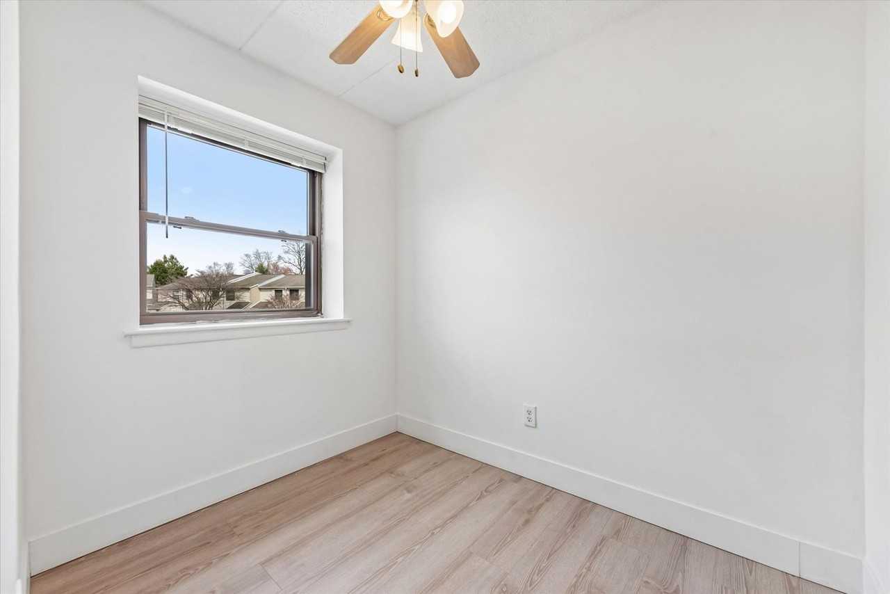 1515 Valley Dr - Photo 5 of 19