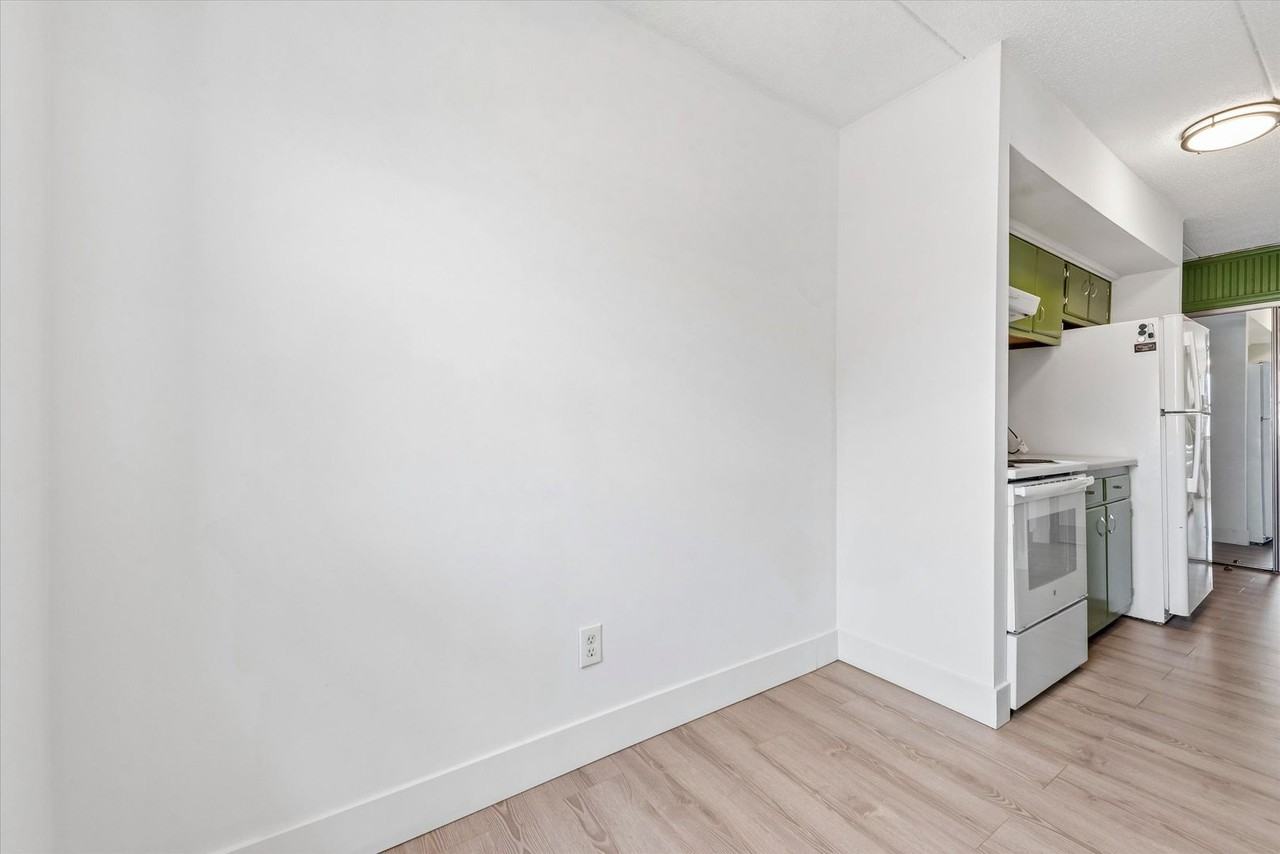 1515 Valley Dr - Photo 6 of 19