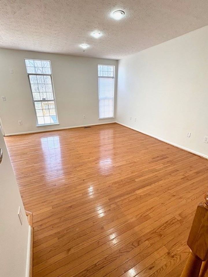 6033 Grenfell Loop - Photo 5 of 21