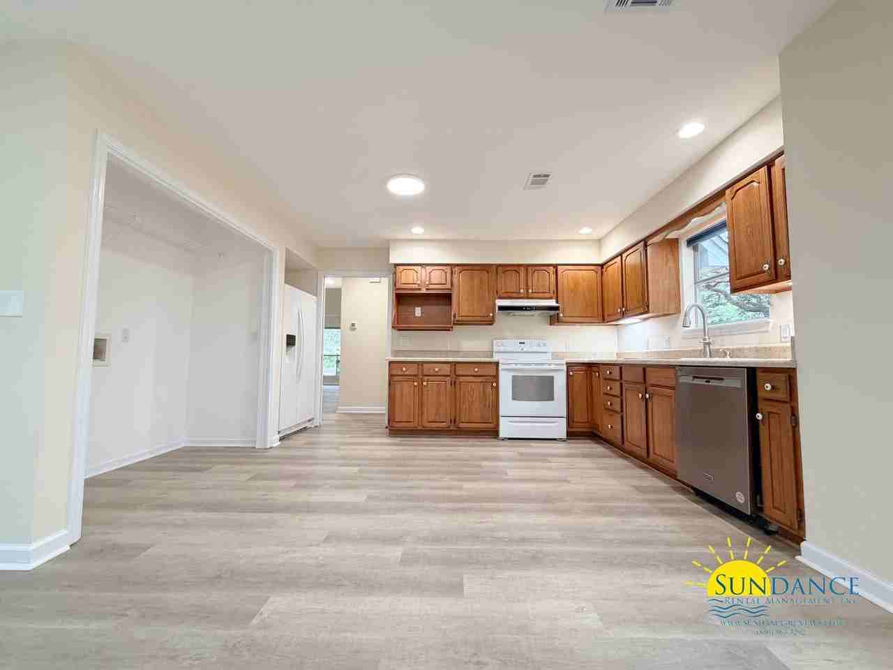 94 Poquito Rd - Photo 3 of 27