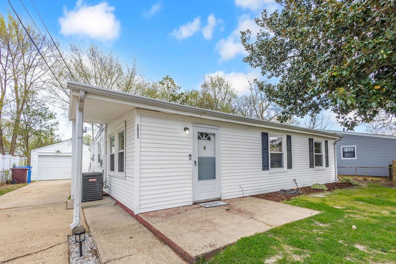 2923 Scotia Dr - Photo 2 of 17