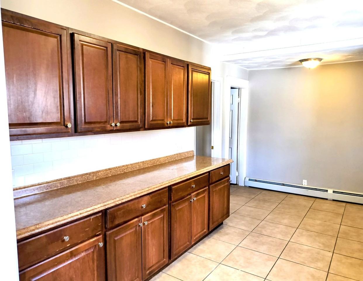 41 Fordson Ave - Photo 5 of 20