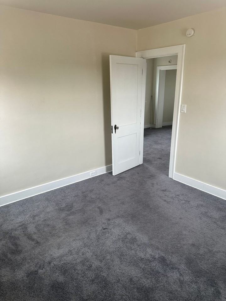 104 Brownsville Rd - Photo 7 of 9