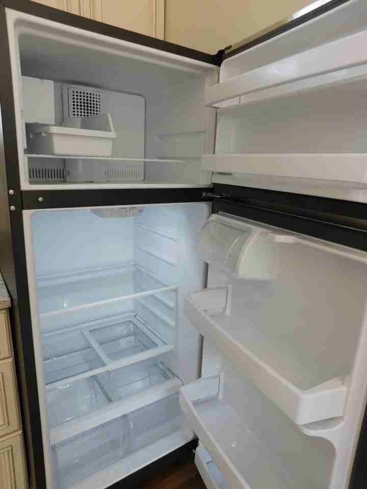 160 Alexander Way S - Photo 5 of 20