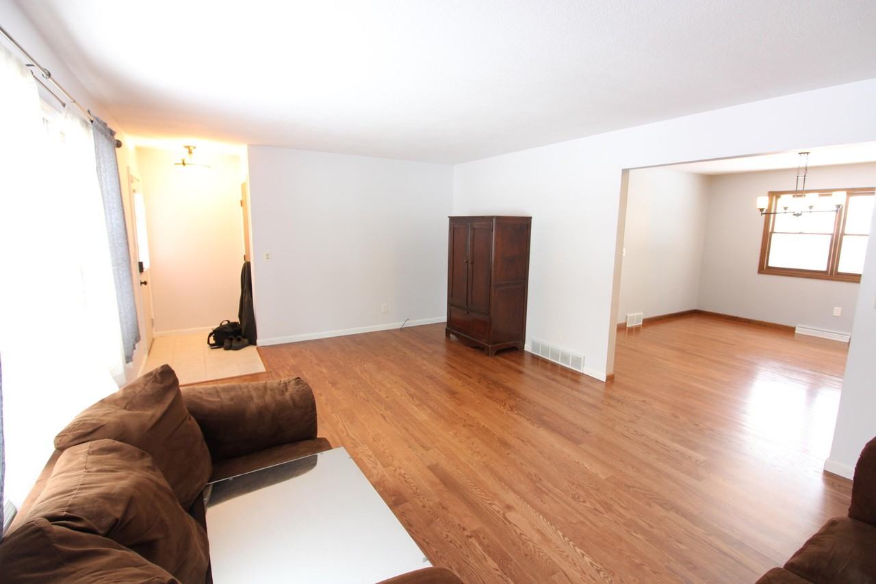 2787 Royal Queens Rd - Photo 5 of 17