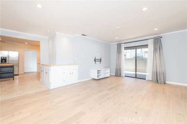 2306 Ruhland Ave #B - Photo 3 of 3
