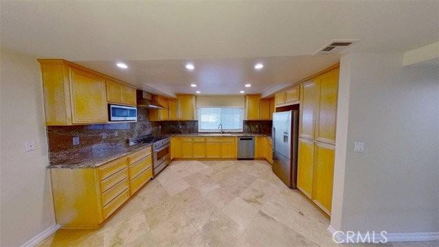 4754 La Villa Marina #C - Photo 6 of 8