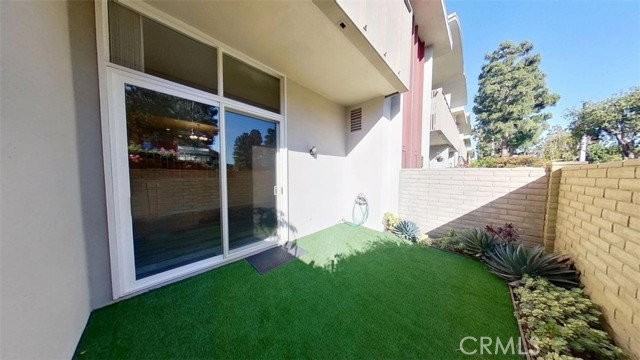 4754 La Villa Marina #C - Photo 7 of 8
