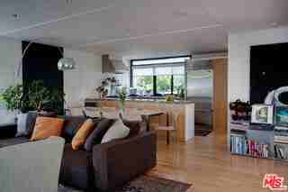 2726 Montana Ave #E - Photo 3 of 8