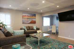 8719 Yorktown Ave - Photo 1 of 1