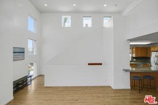 120 Fleet St #A - Photo 2 of 8