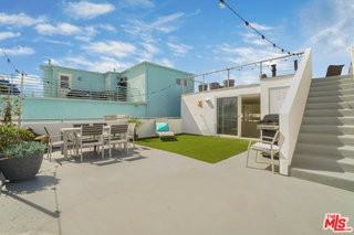 120 Fleet St #A - Photo 4 of 8