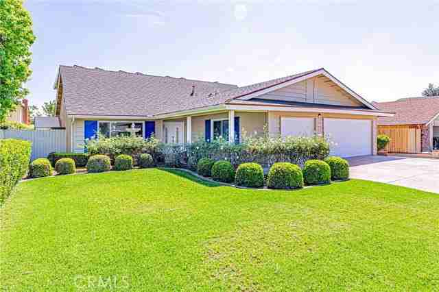 670 Oakhaven Ave - Photo 2 of 8