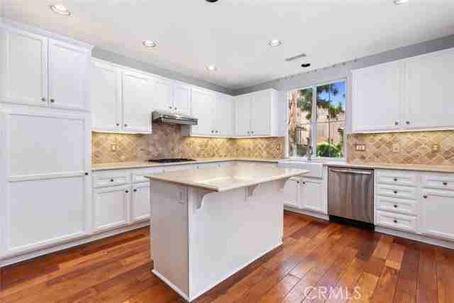 16 Ellistone #43 - Photo 6 of 8