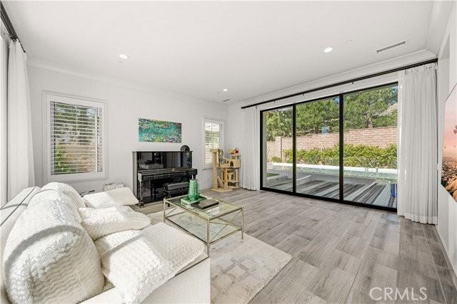 119 Nest Pne - Photo 6 of 8