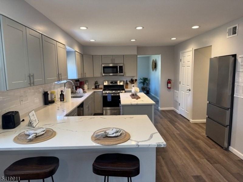 117 Weldon Rd - Photo 3 of 31