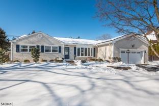 9 Robert Dr - Photo 1 of 1