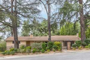 featured image of 5209 Alta Canyada Rd