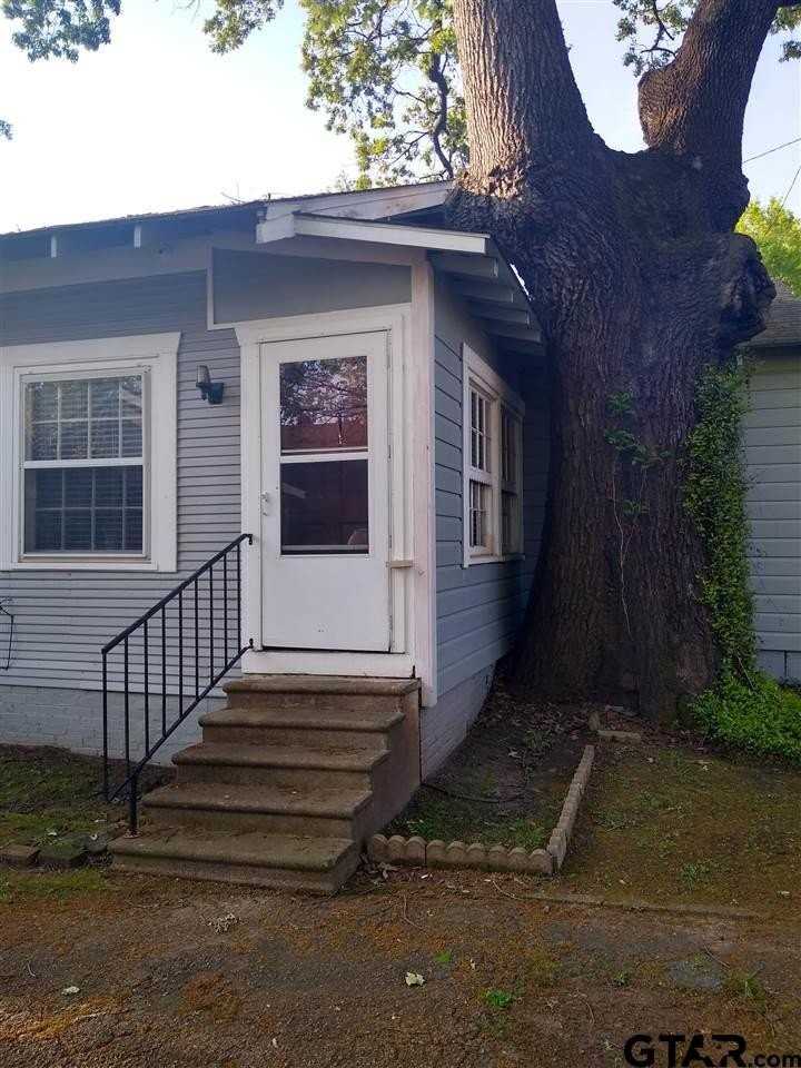 637 S Chilton Ave Apt B - Photo 4 of 12