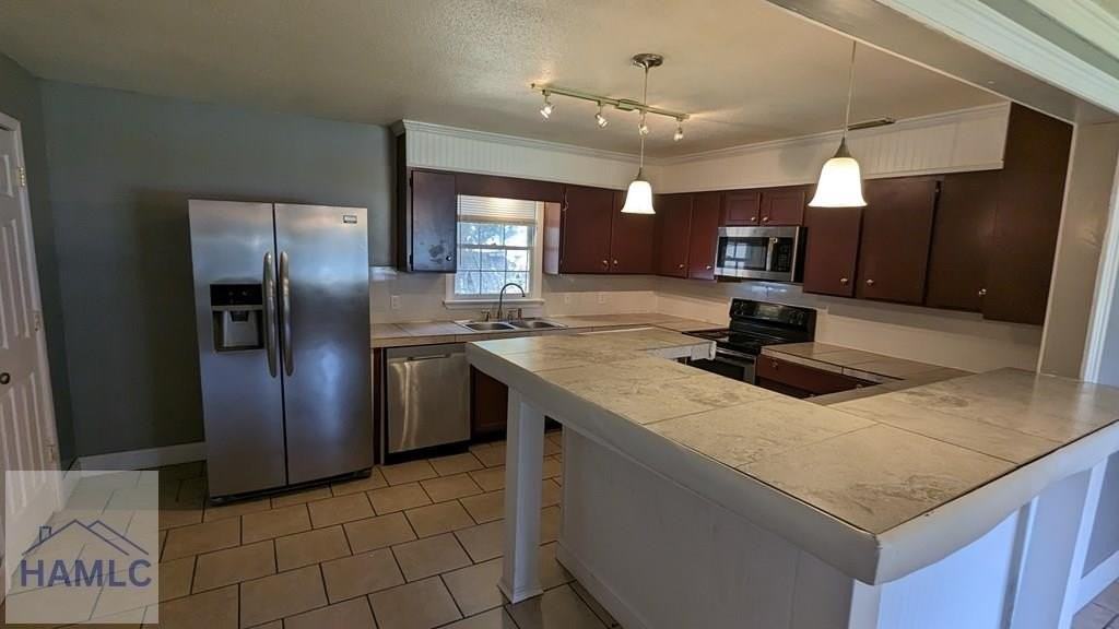 214 Honey Lane Cir - Photo 3 of 8