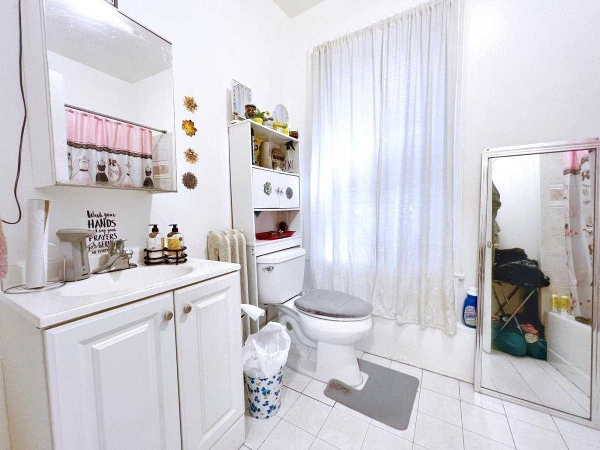 298 Princeton Ave #3 - Photo 3 of 14