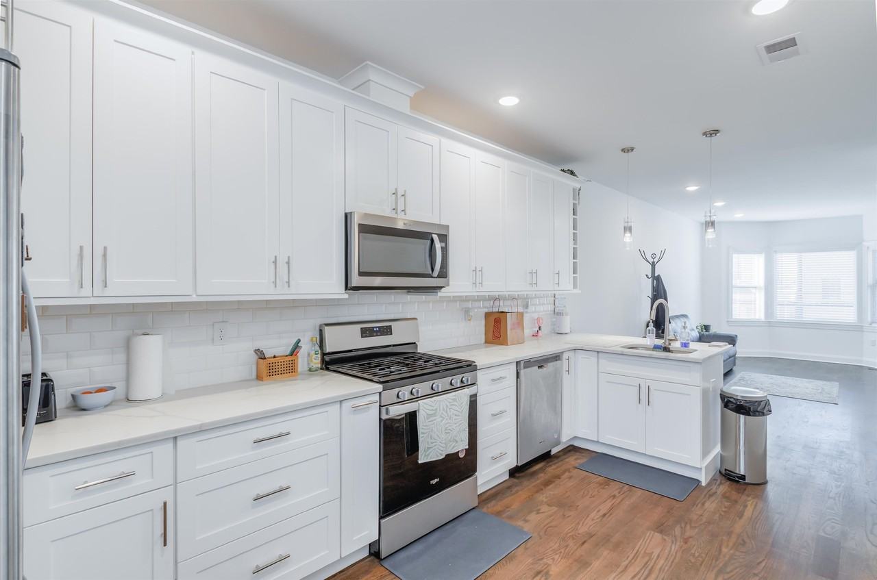 14 Stevens Ave #1 - Photo 5 of 14