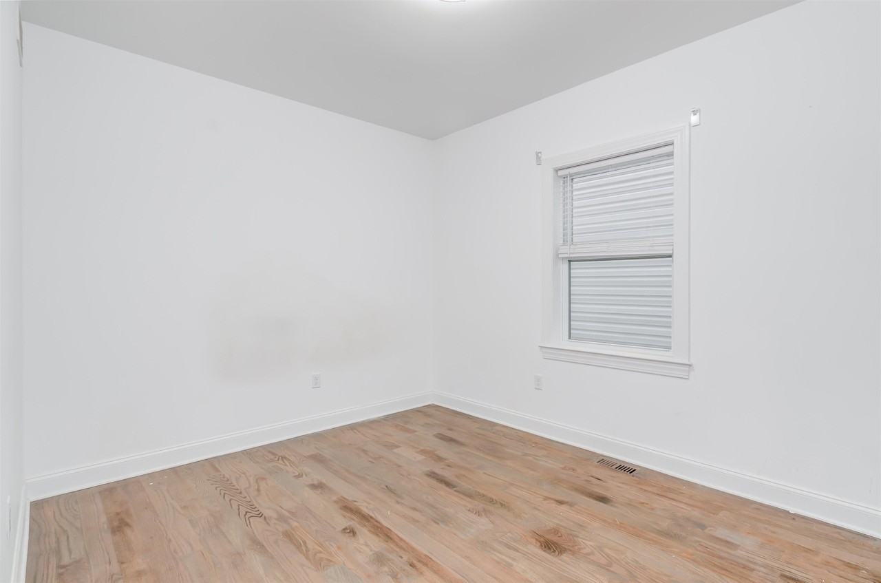 14 Stevens Ave #1 - Photo 6 of 14