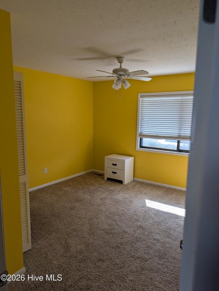 202 Lewis Dr Unit 1204 - Photo 5 of 19