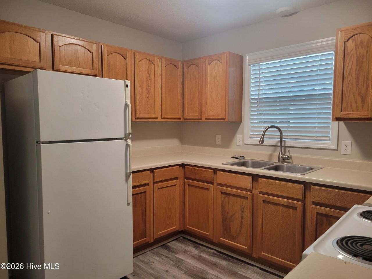 413 Belgrade Swansboro Rd Unit D - Photo 3 of 6