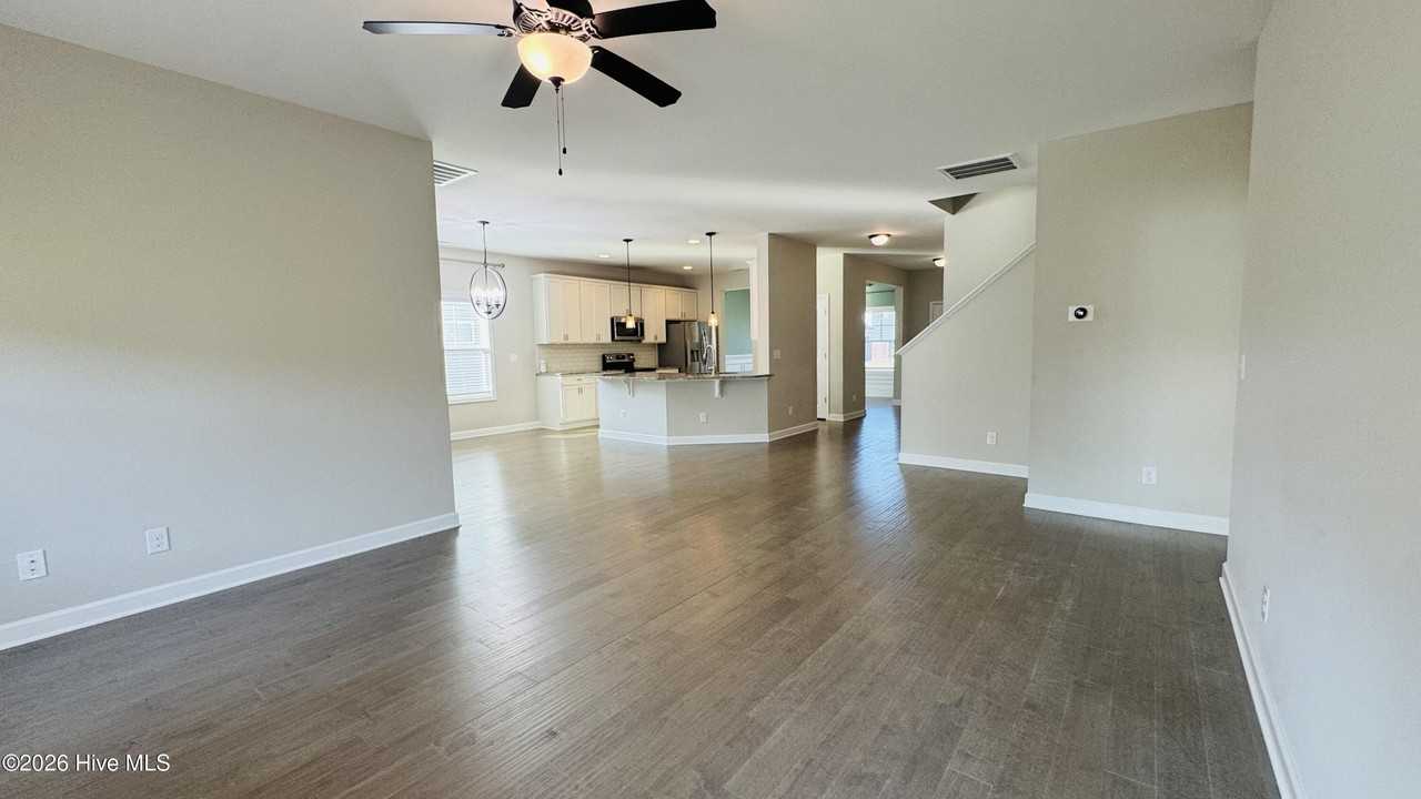 122 Permeta Dr - Photo 5 of 44