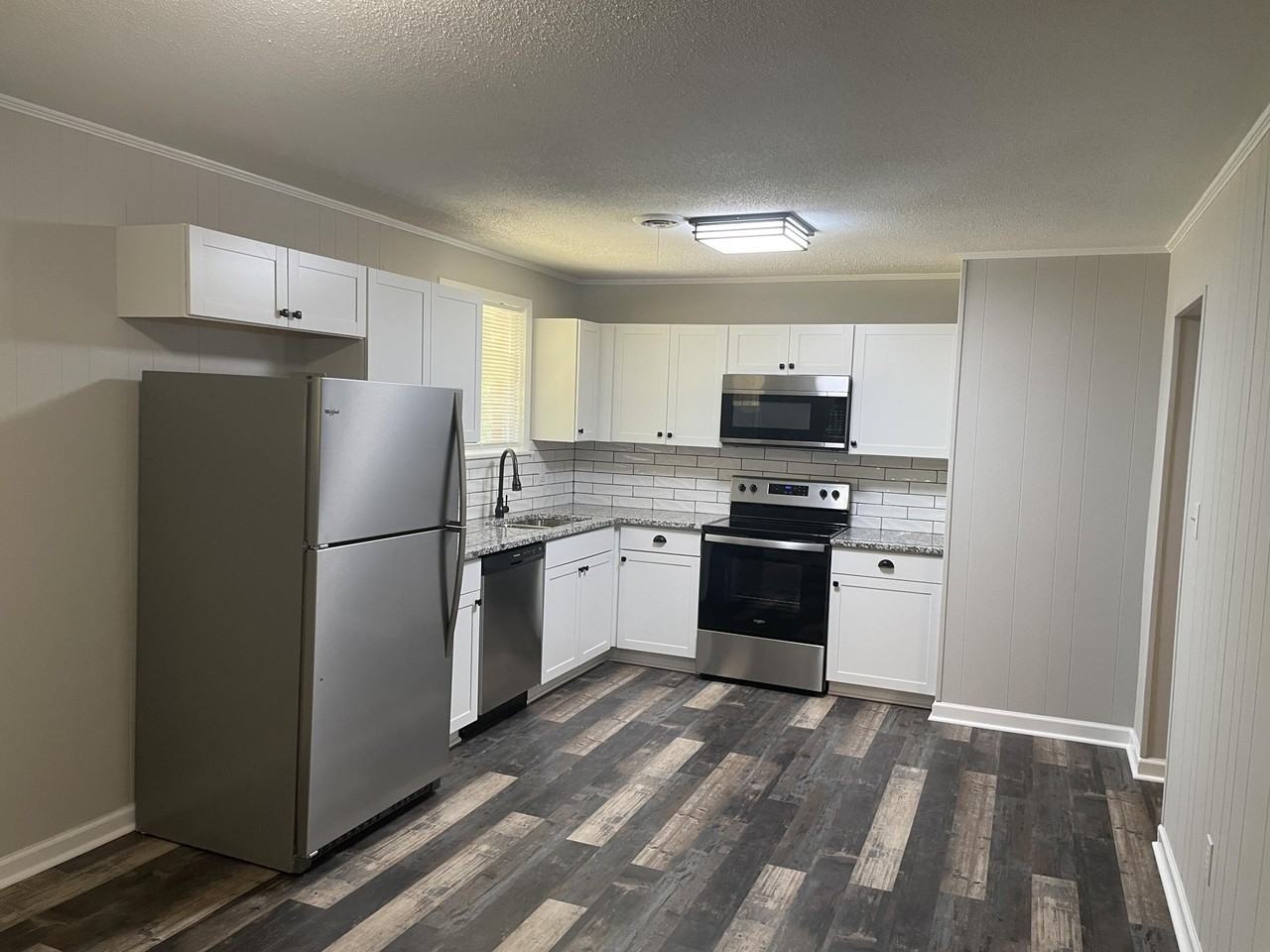 3918 Maddox Rd - Photo 4 of 17