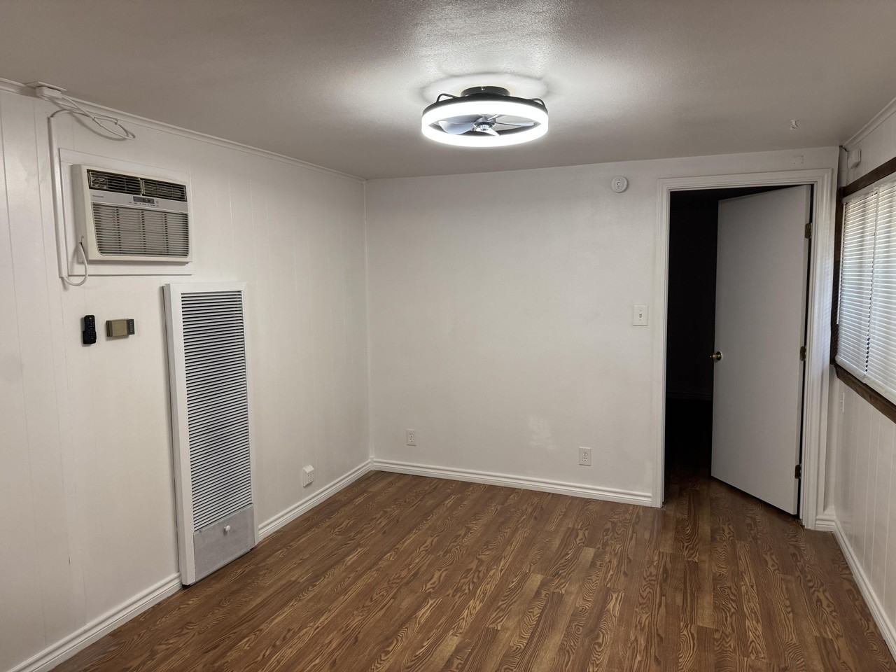 2708 20th St Unit Rear - Photo 4 of 7