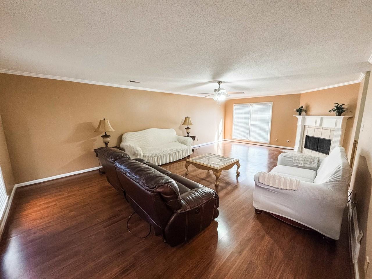 10431 Pilot Rock Rd - Photo 4 of 15