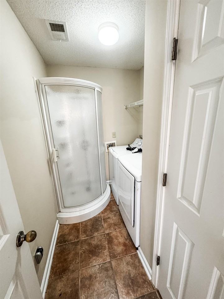 10431 Pilot Rock Rd - Photo 7 of 15