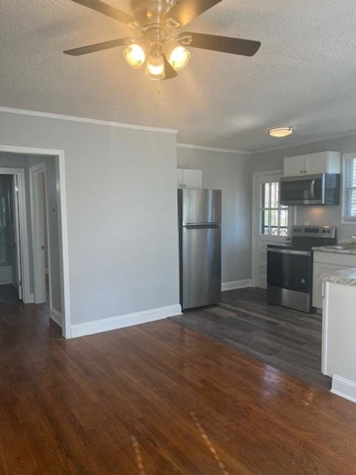 3812 Kearney Ave - Photo 7 of 13