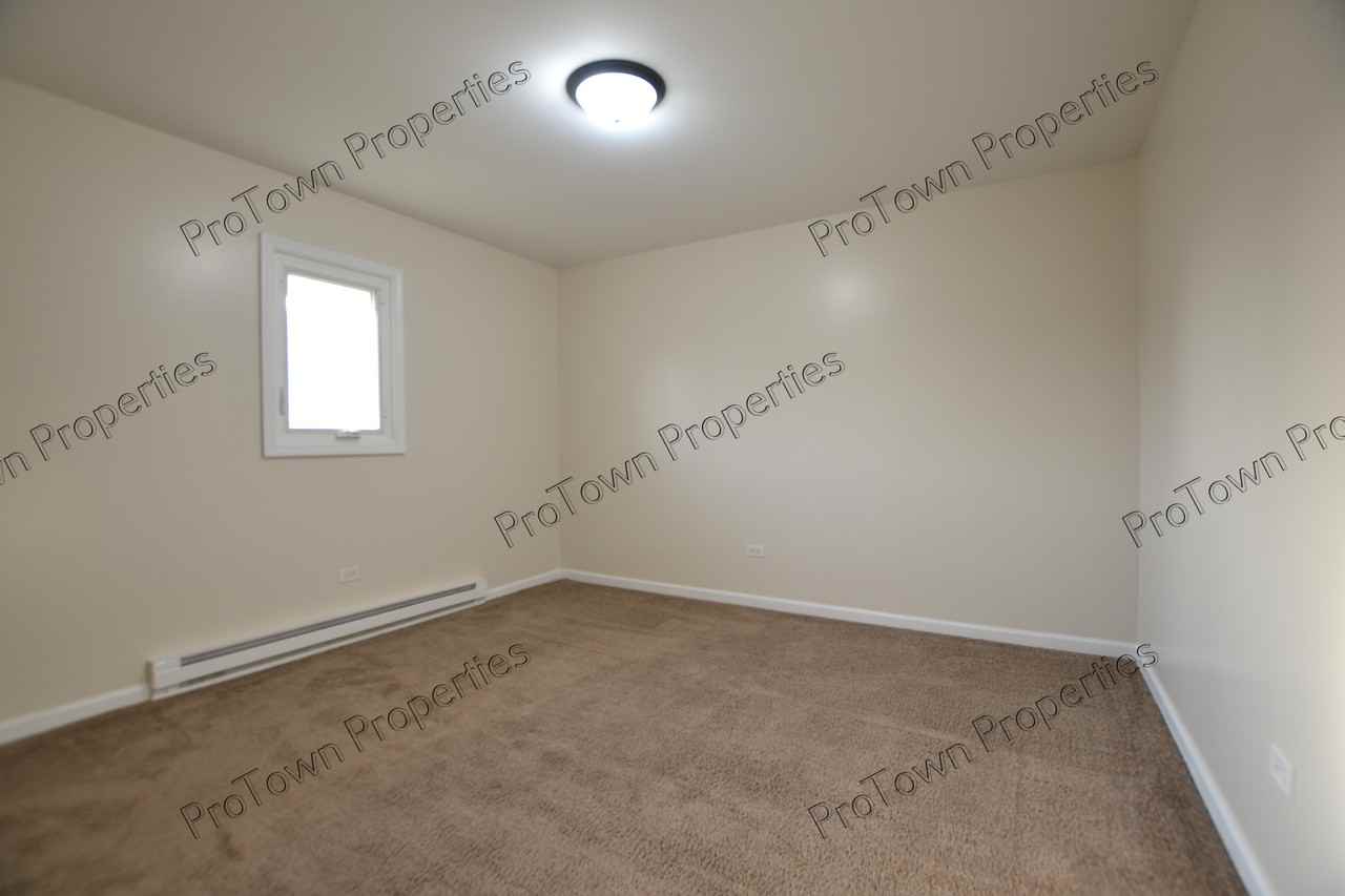 245 West Elm Street #4 - Photo 6 of 8