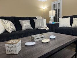 featured image of Garden Ln