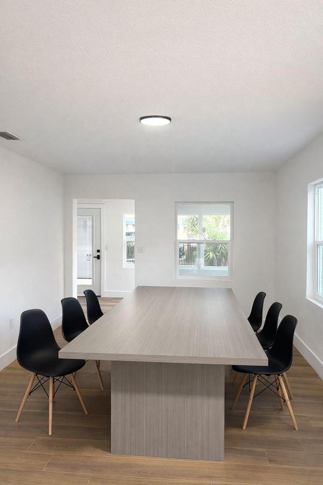 W Swoope Ave - Photo 5 of 11