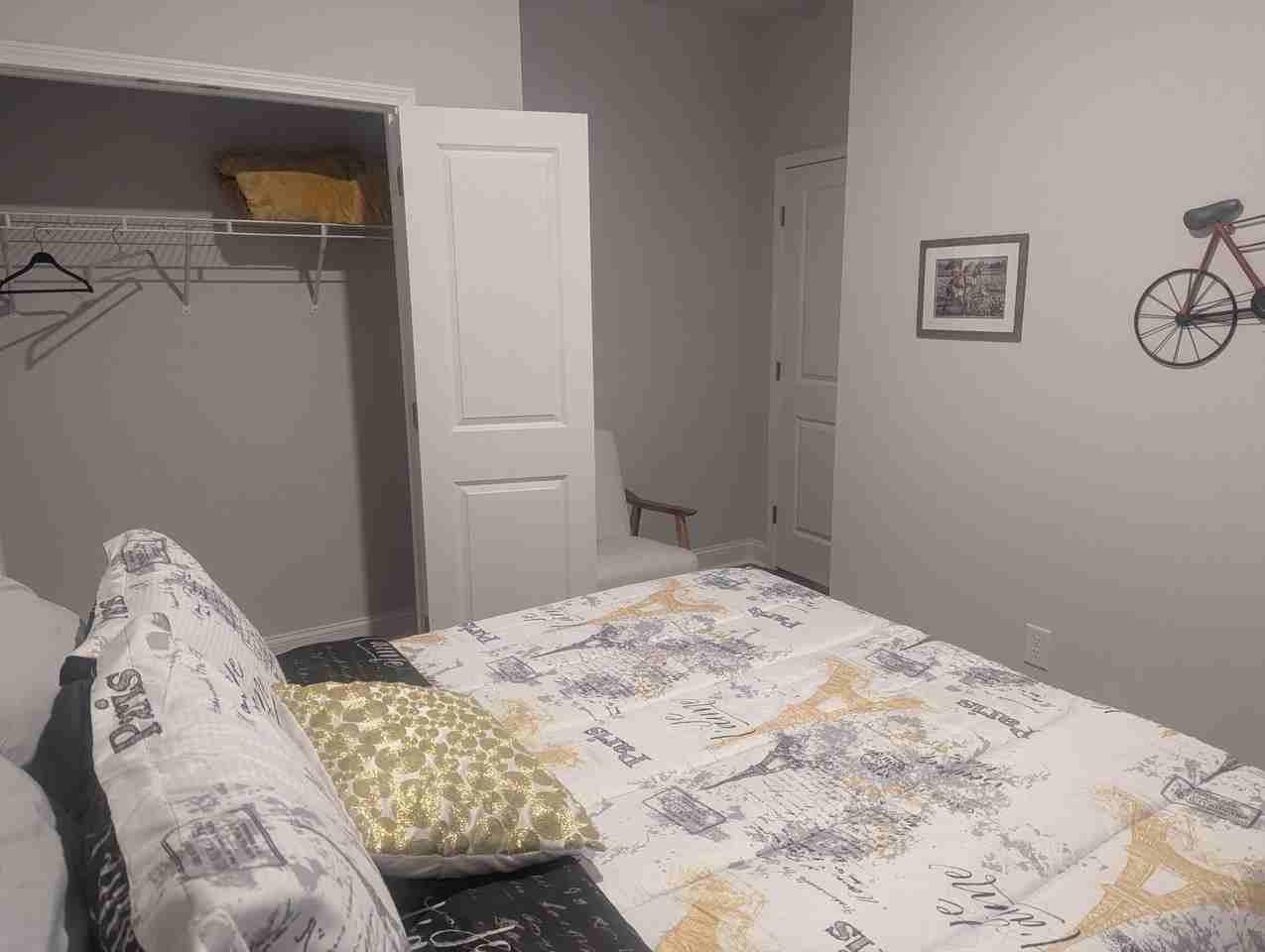 Black Walnut St - Photo 7 of 9