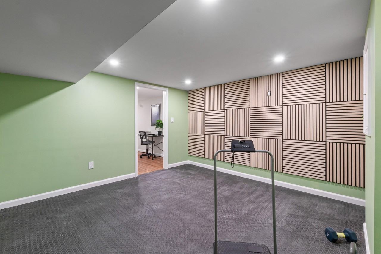 E Biddle St - Photo 7 of 18