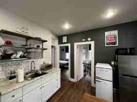 featured image of Armstrong Ave