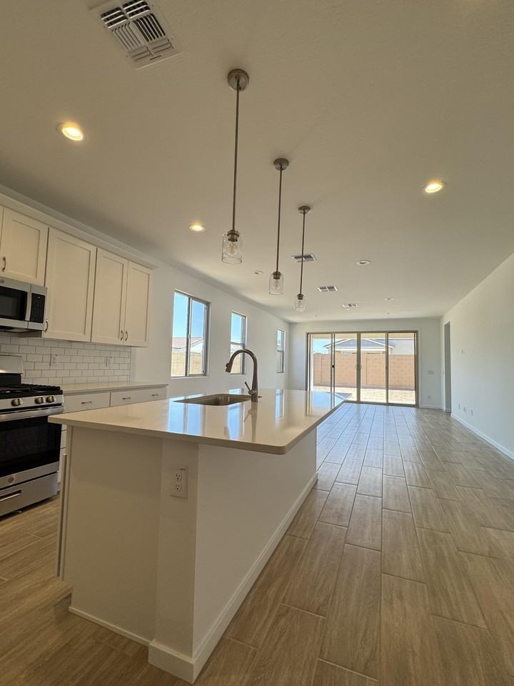 W Hardtack Trl - Photo 3 of 11