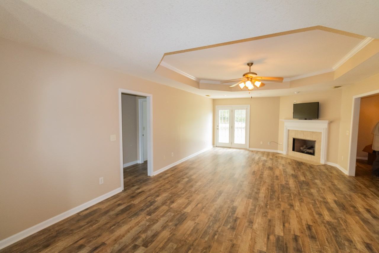 1802 N Leah Ln #1 - Photo 3 of 24