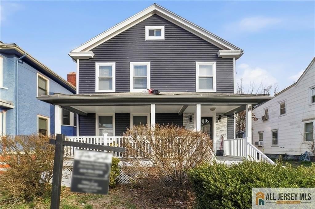 29 Grant St #1 - Photo 2 of 18