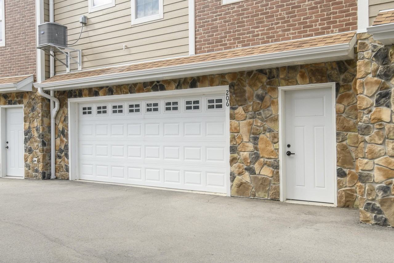 204 Grand Ave #1 - Photo 2 of 25