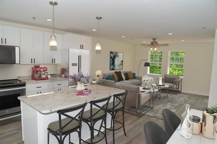 208 Grand Ave #3 - Photo 3 of 25