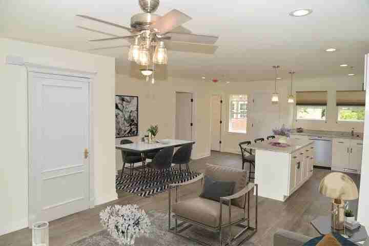 208 Grand Ave #3 - Photo 5 of 25