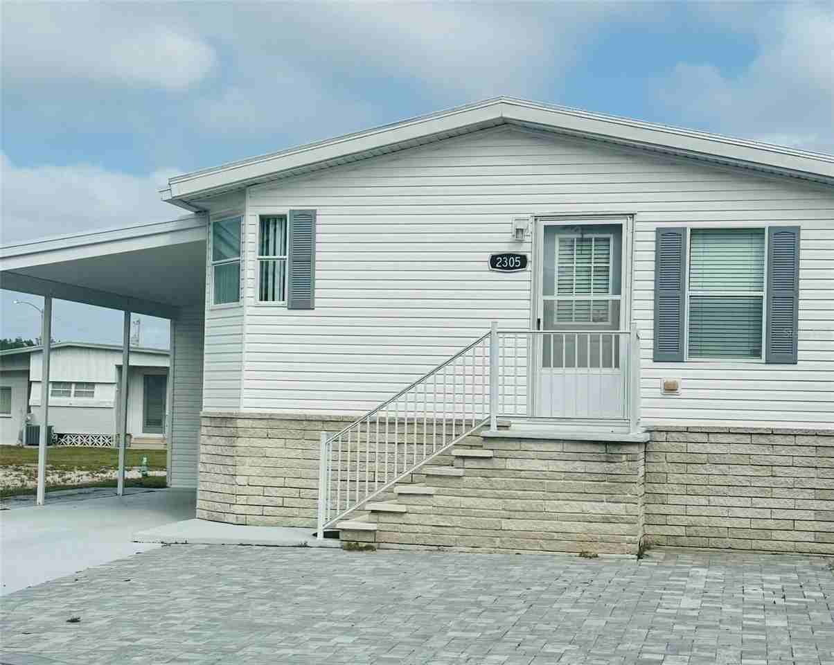 2305 69th Ave W - Photo 2 of 38