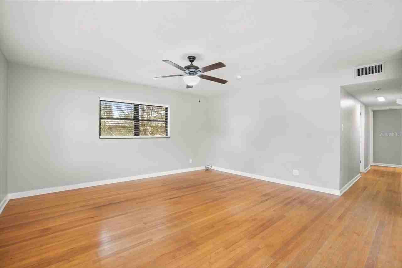 524 Byron Rd - Photo 2 of 33